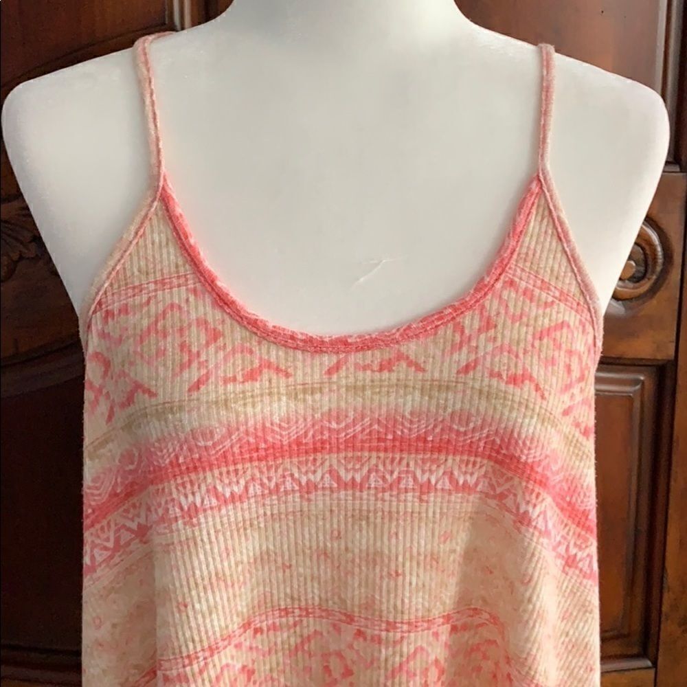 Free to fly tank top with tassels- size S - Picture 2 of 6